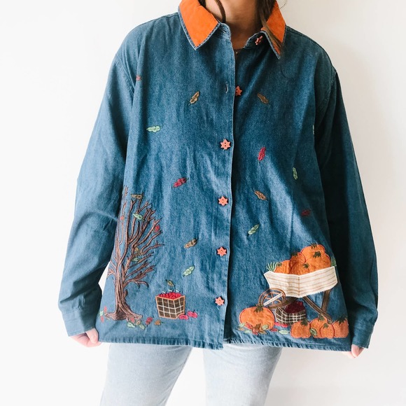 Vintage Tops - Vintage Novelty Denim Fall Embroidered Top